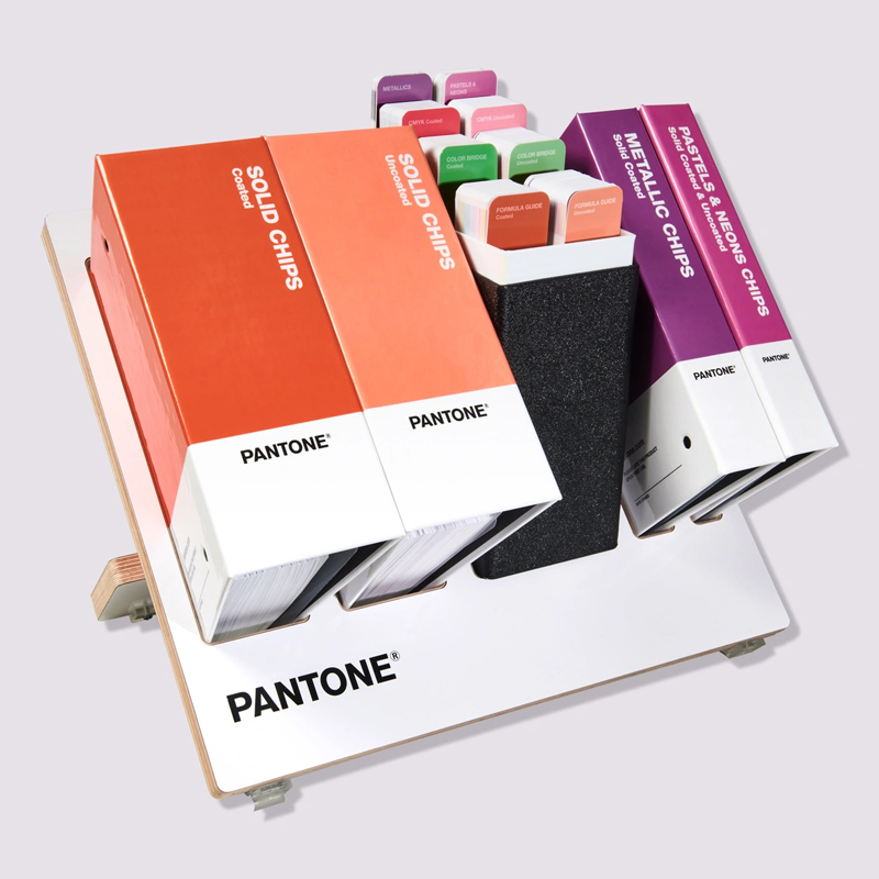 最新版PANTONE Solid Coated色見本台帳 - ビジネス/経済